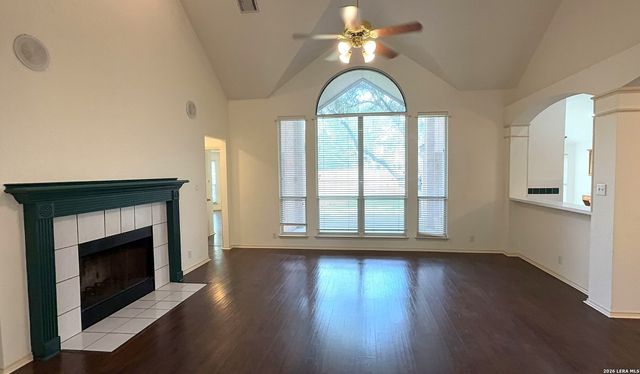13539 Chappel Vw, San Antonio, TX 78249