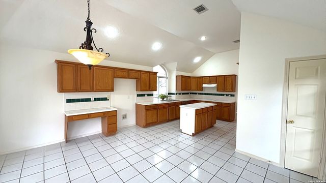 13539 Chappel Vw, San Antonio, TX 78249
