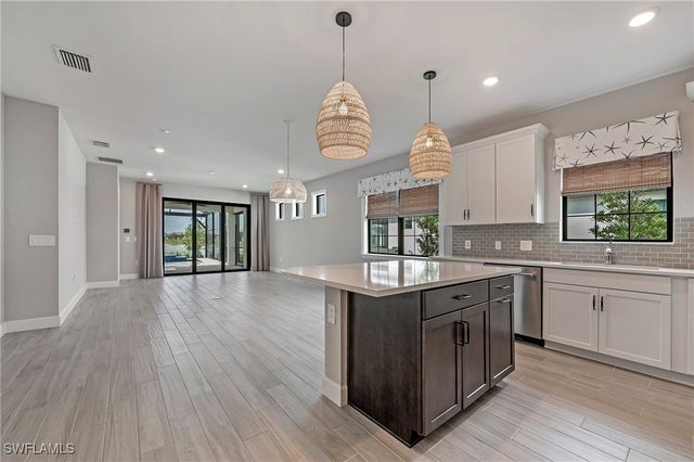 12381 Canal Grande DR, Fort Myers, FL 33913