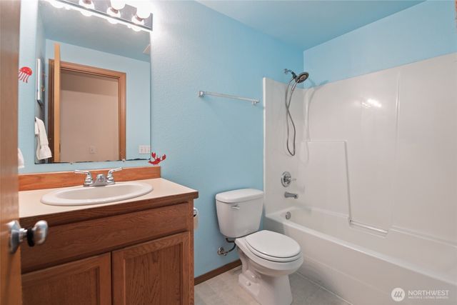 17003 Wisteria Court SE, Yelm, WA 98597