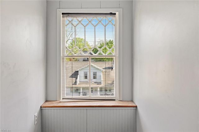 317 55th ST, Newport News, VA 23607