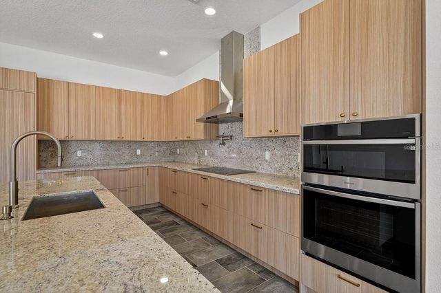 7 CRANDON COURT, Palm Coast, FL 32137