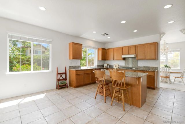 1595 Loma Alta, San Marcos, CA 92069
