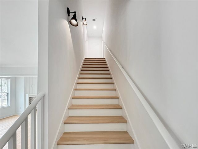 1595 Stillwater, Tuscaloosa, AL 35406