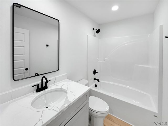 1595 Stillwater, Tuscaloosa, AL 35406