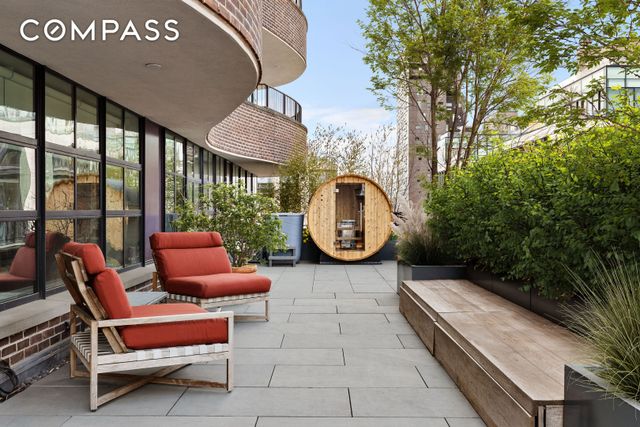 456 W 19th Street PHG, New York City, NY 10011