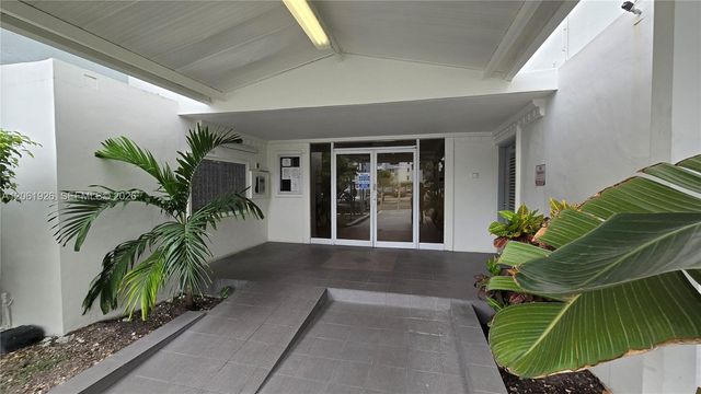 9143 SW 77th Avenue 804, Miami, FL 33156
