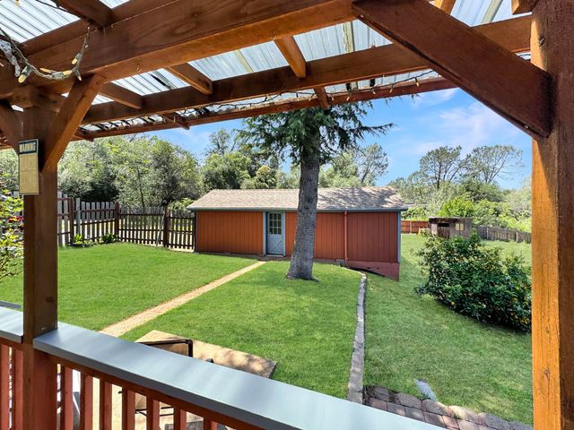 1245 Merry Knoll Rd, Auburn, CA 95603