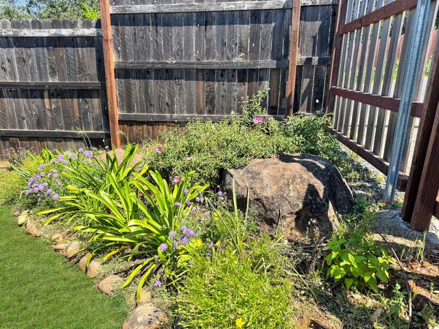 1245 Merry Knoll Rd, Auburn, CA 95603