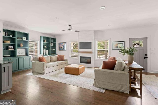 323 Eleanor Street SE, Atlanta, GA 30317