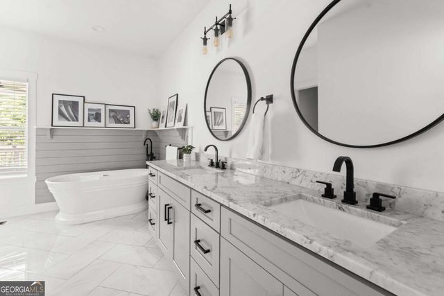 323 Eleanor Street SE, Atlanta, GA 30317