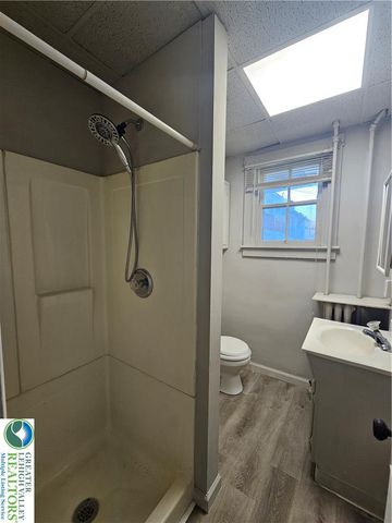 36 North 6th Street Apt 1, Emmaus Boro, PA 18049