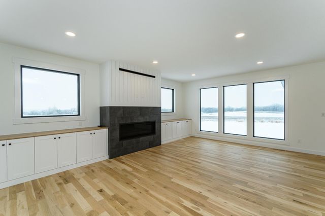 4629 Royal Oaks Circle SW, Rochester, MN 55902