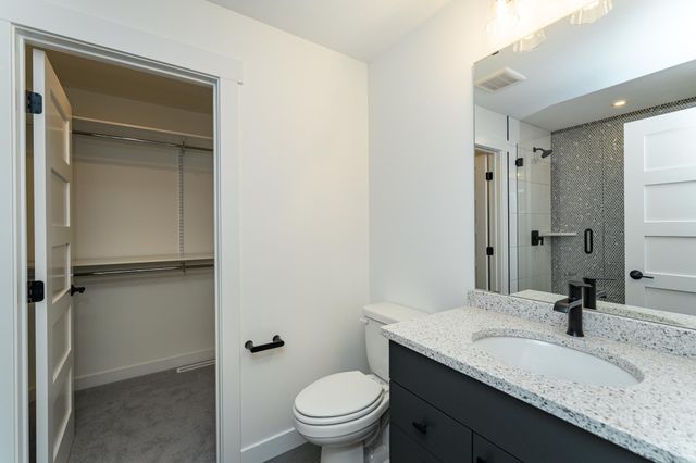 4629 Royal Oaks Circle SW, Rochester, MN 55902