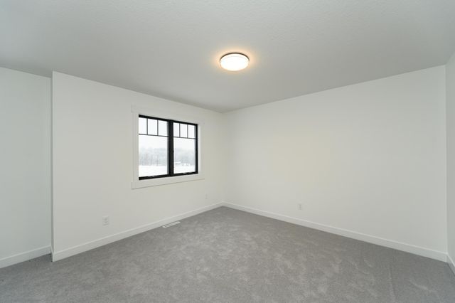 4629 Royal Oaks Circle SW, Rochester, MN 55902