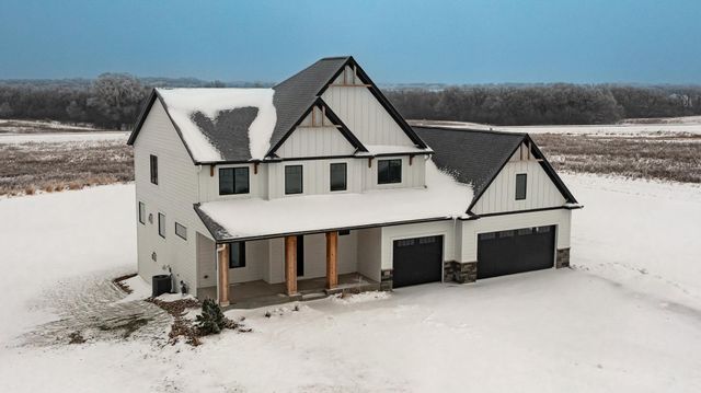 4629 Royal Oaks Circle SW, Rochester, MN 55902