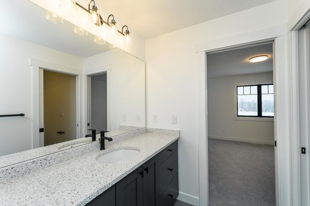 4629 Royal Oaks Circle SW, Rochester, MN 55902