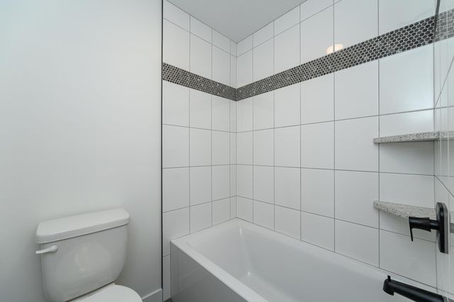 4629 Royal Oaks Circle SW, Rochester, MN 55902