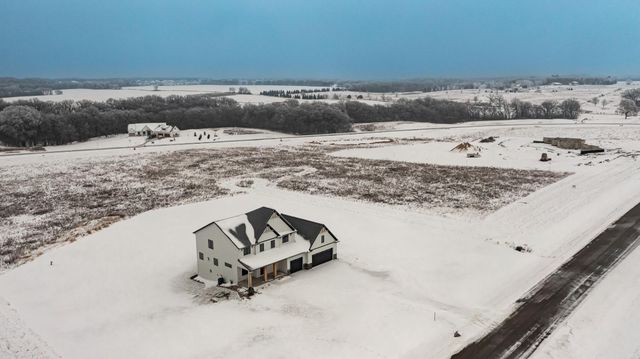 4629 Royal Oaks Circle SW, Rochester, MN 55902