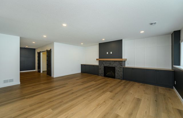 4629 Royal Oaks Circle SW, Rochester, MN 55902