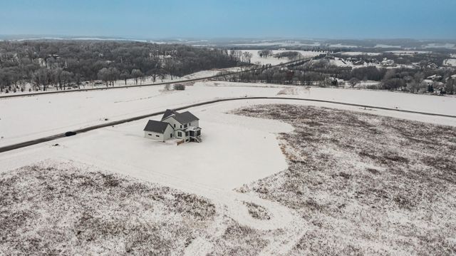 4629 Royal Oaks Circle SW, Rochester, MN 55902