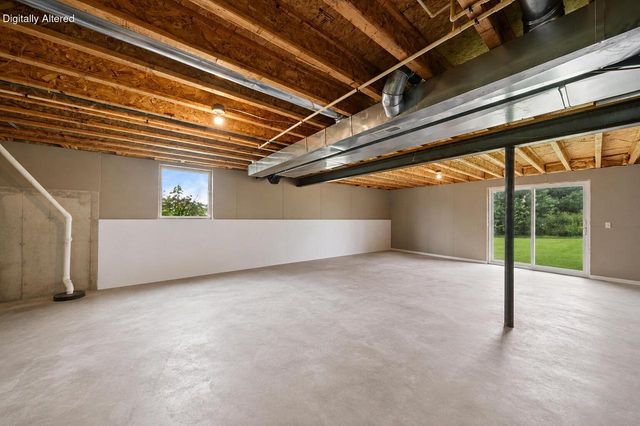 32 E Sunset DRIVE, Milton, WI 53563