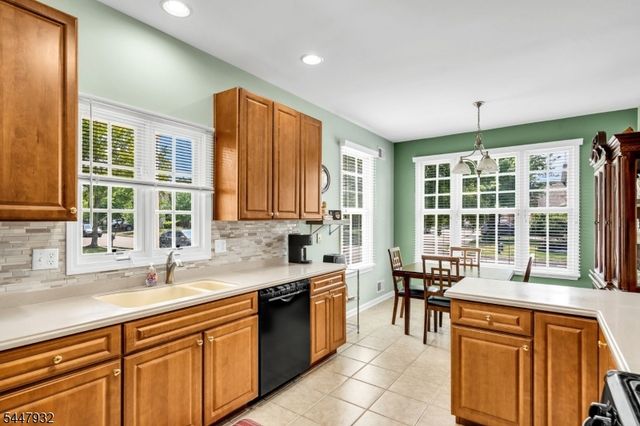 31 Bayard Rd, Franklin Twp., NJ 08873