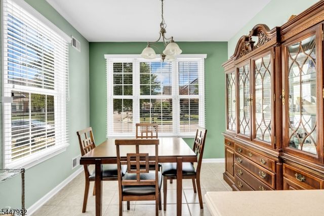 31 Bayard Rd, Franklin Twp., NJ 08873
