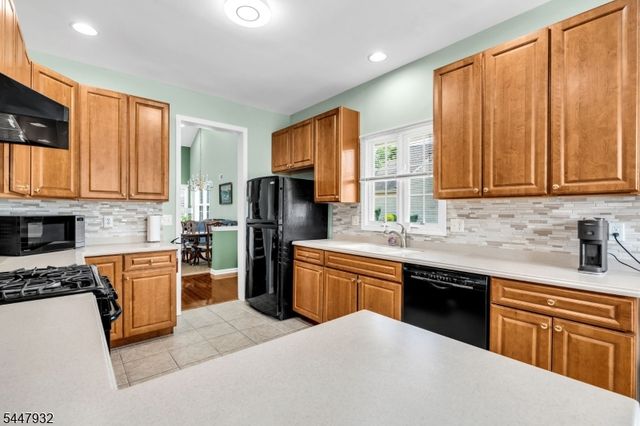 31 Bayard Rd, Franklin Twp., NJ 08873