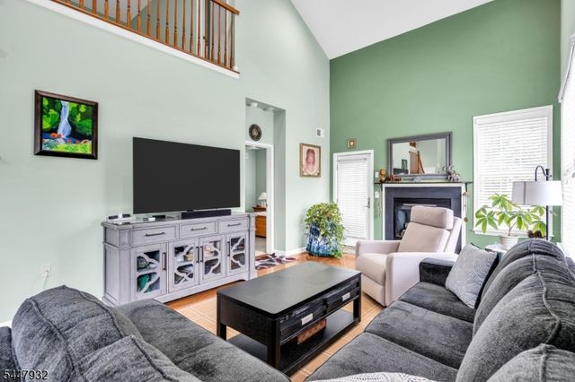 31 Bayard Rd, Franklin Twp., NJ 08873