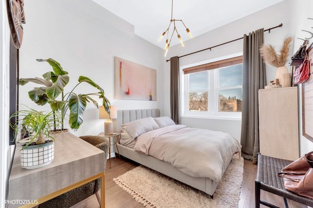 2216 W Armitage Avenue 4D, Chicago, IL 60647