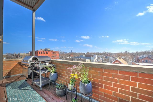 2216 W Armitage Avenue 4D, Chicago, IL 60647