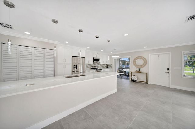 14737 Edna Way, Delray Beach, FL 33484