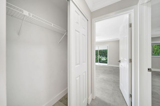 14737 Edna Way, Delray Beach, FL 33484