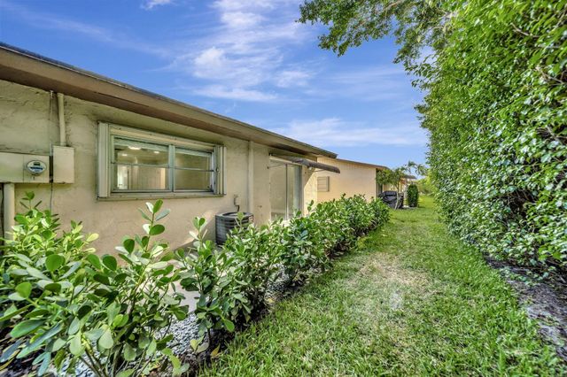 14737 Edna Way, Delray Beach, FL 33484