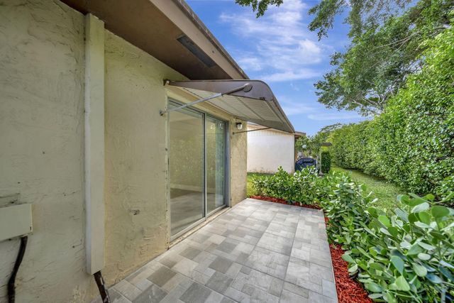 14737 Edna Way, Delray Beach, FL 33484