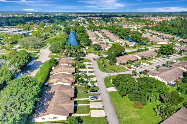 14737 Edna Way, Delray Beach, FL 33484