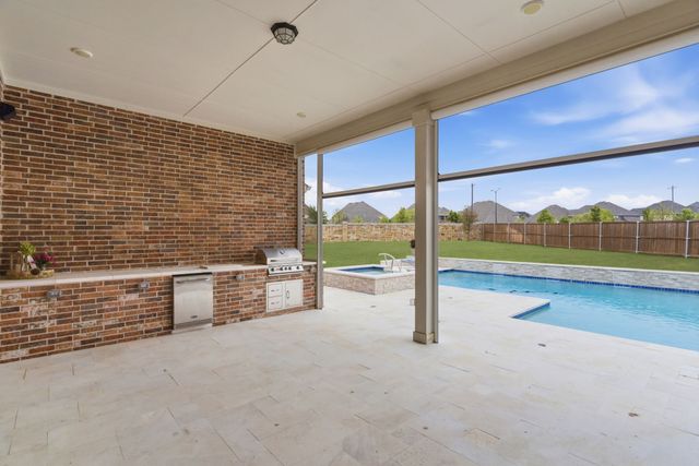 12593 Dawn Shadow Street, Frisco, TX 75035