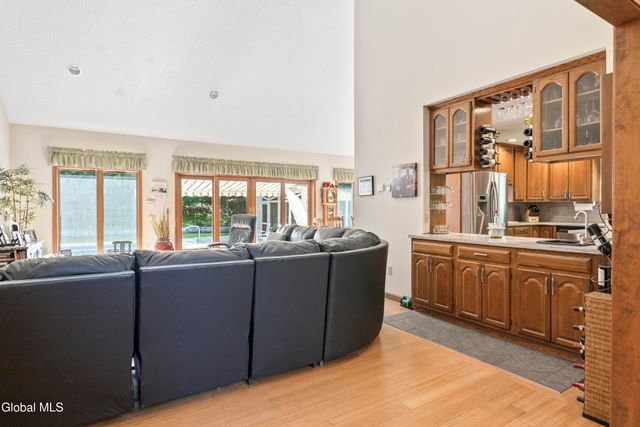 82 Pickle Hill Road, Queensbury, NY 12804