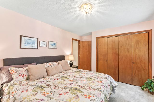 82 Pickle Hill Road, Queensbury, NY 12804