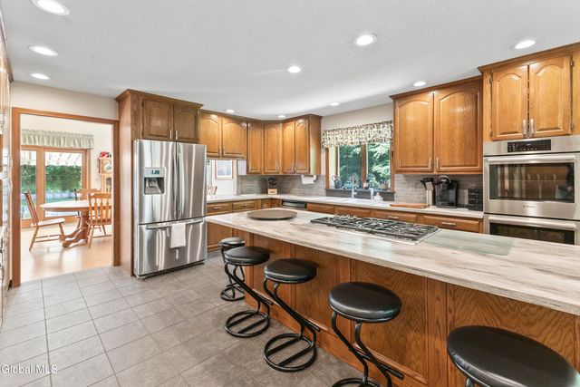 82 Pickle Hill Road, Queensbury, NY 12804