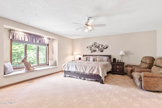 82 Pickle Hill Road, Queensbury, NY 12804