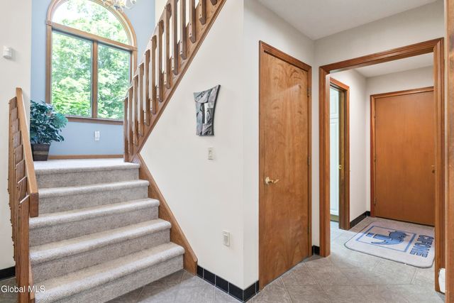 82 Pickle Hill Road, Queensbury, NY 12804