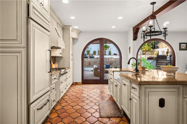 2037 Hill Drive, Los Angeles, CA 90041