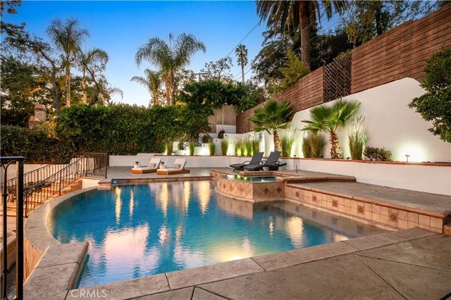 2037 Hill Drive, Los Angeles, CA 90041