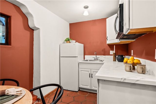 2037 Hill Drive, Los Angeles, CA 90041