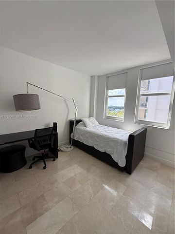 4100 Salzedo St 811, Coral Gables, FL 33146