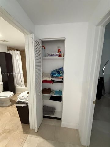 4100 Salzedo St 811, Coral Gables, FL 33146