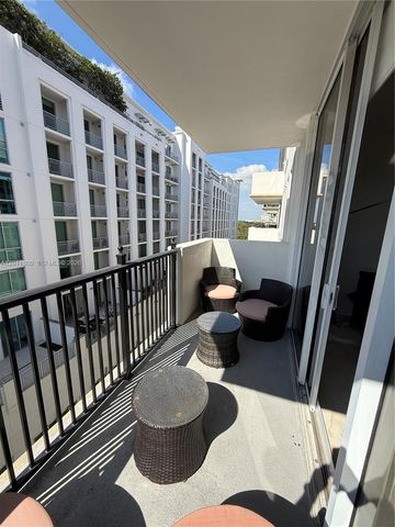 4100 Salzedo St 811, Coral Gables, FL 33146