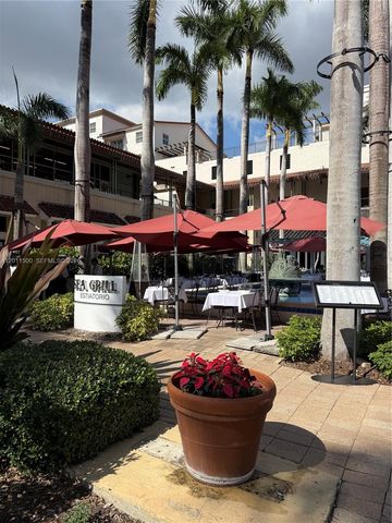 4100 Salzedo St 811, Coral Gables, FL 33146